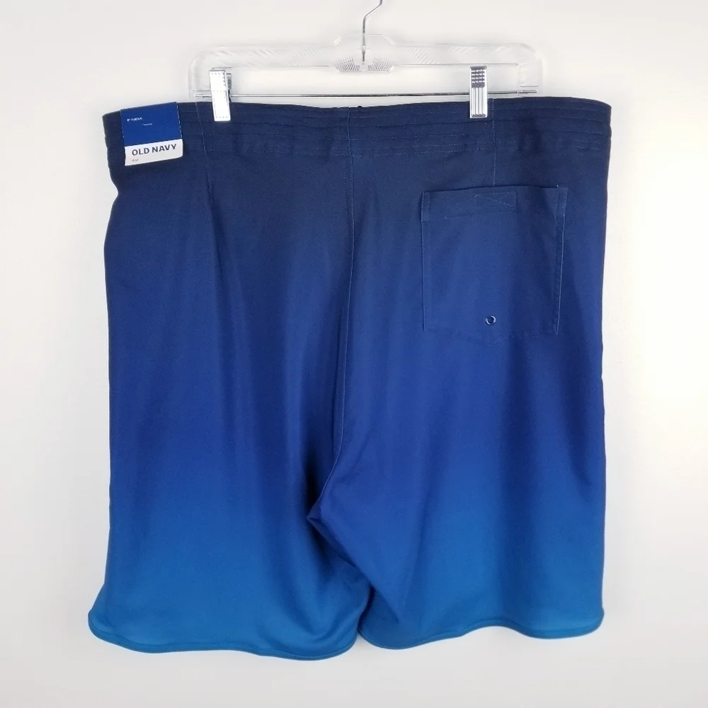 Old Navy #553186 Built-In Flex Board Shorts NWT